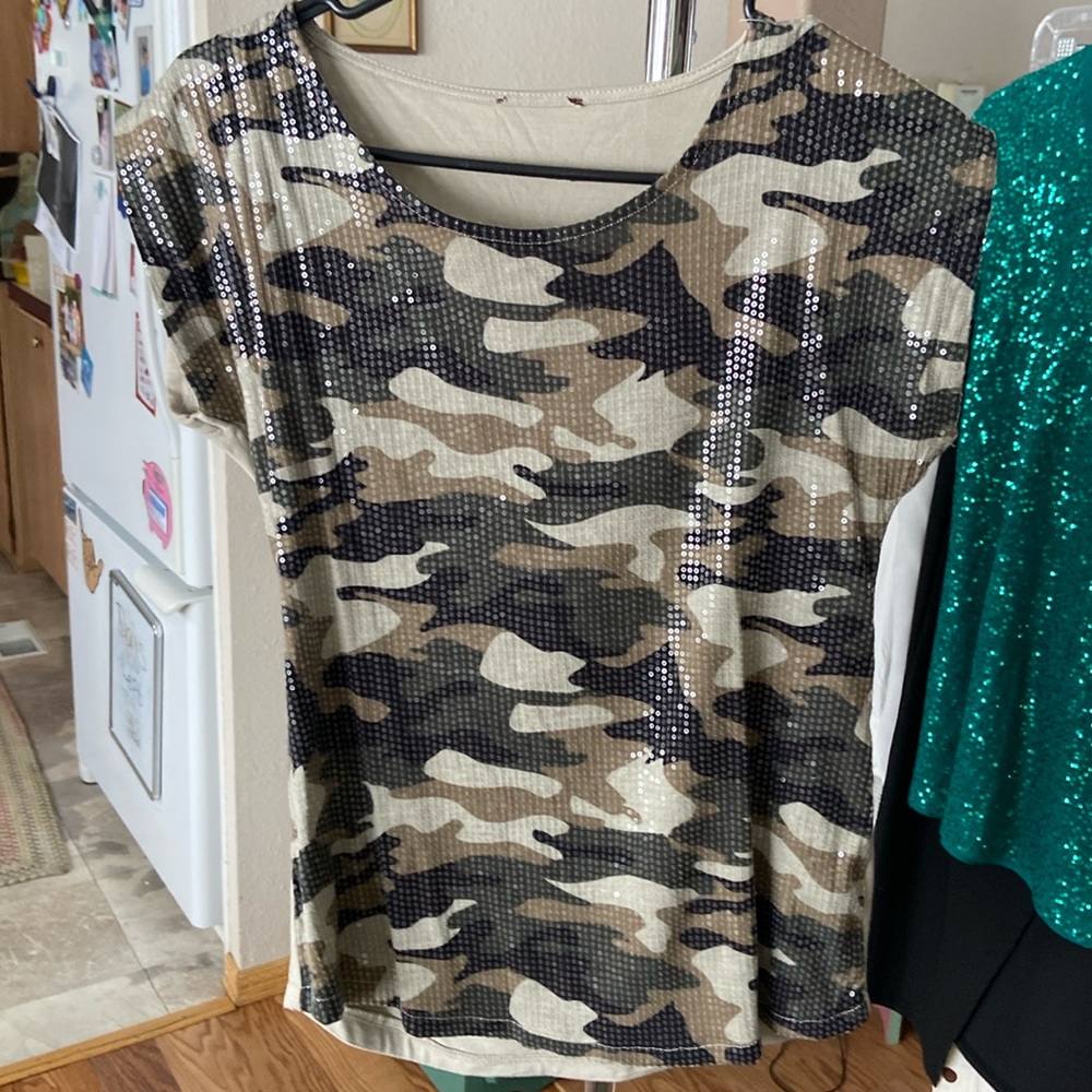 Sequin top (front side sequin only not on back)